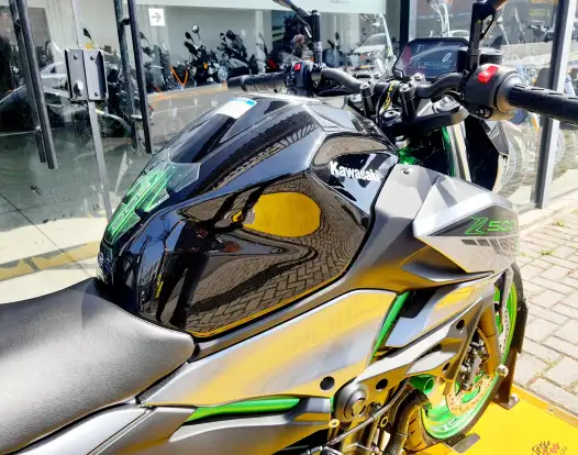 KAWASAKI-Z500 SE KAWASAKI-Z500 SE-2025