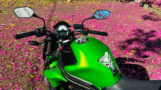 KAWASAKI-ER-6N-2013