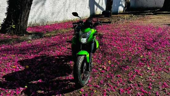 KAWASAKI-ER-6N-2013