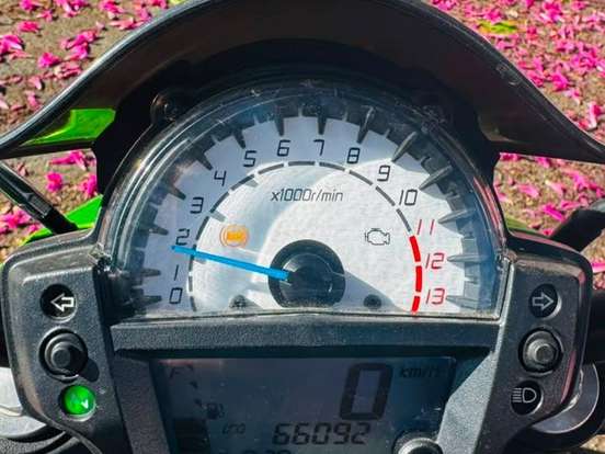 KAWASAKI-ER-6N KAWASAKI-ER-6N-2013