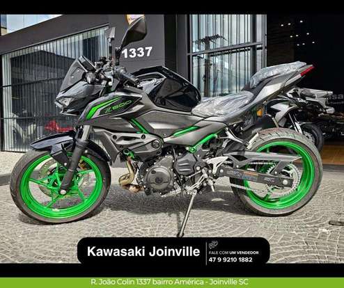 KAWASAKI-Z500 SE-2025