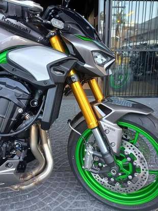 KAWASAKI-Z900 R EDITION-2025