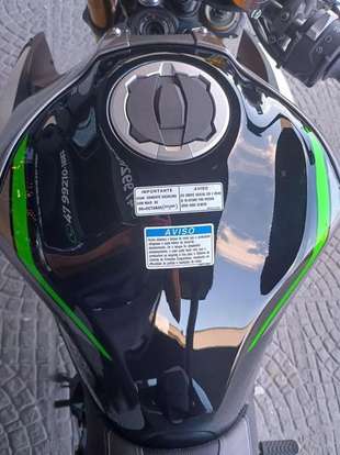 KAWASAKI-Z900 R EDITION-2025