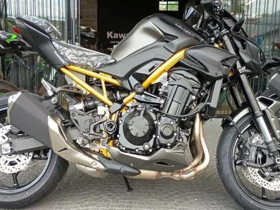 KAWASAKI-Z900 KAWASAKI-Z900-2026