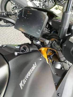 KAWASAKI-Z900-2026