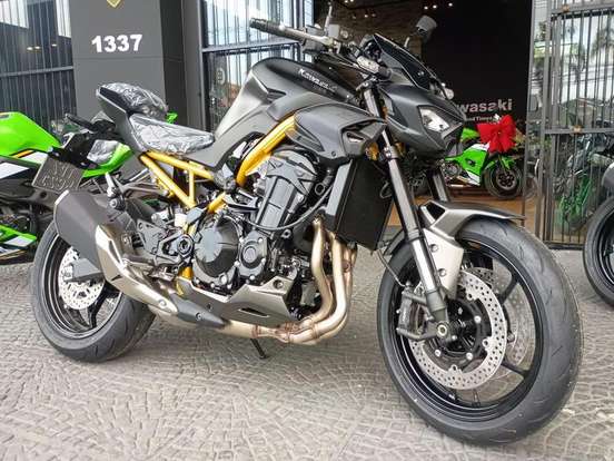 KAWASAKI-Z900 KAWASAKI-Z900-2026