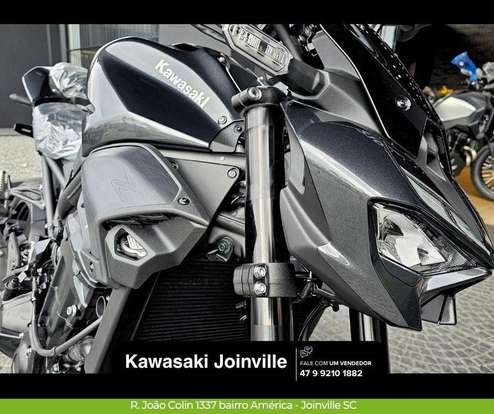 KAWASAKI-Z900-2026