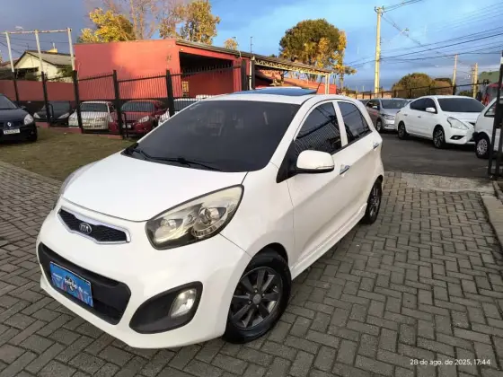 KIA PICANTO 1.0 EX 12V FLEX 4P AUTOMÁTICO KIA PICANTO 1.0 EX 12V FLEX 4P AUTOMÁTICO