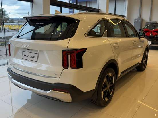 KIA-SORENTO-2025