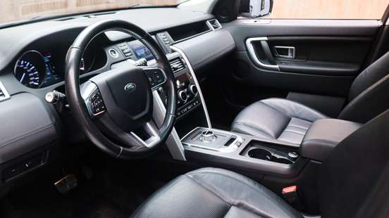 LAND ROVER-DISCOVERY SPORT-2016