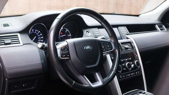 LAND ROVER-DISCOVERY SPORT-2016