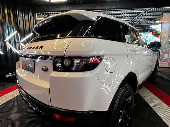 LAND ROVER-RANGE ROVER EVOQUE-2.0 PURE 4WD 16V GASOLINA 4P AUTOMÁTICO LAND ROVER-RANGE ROVER EVOQUE-2011
