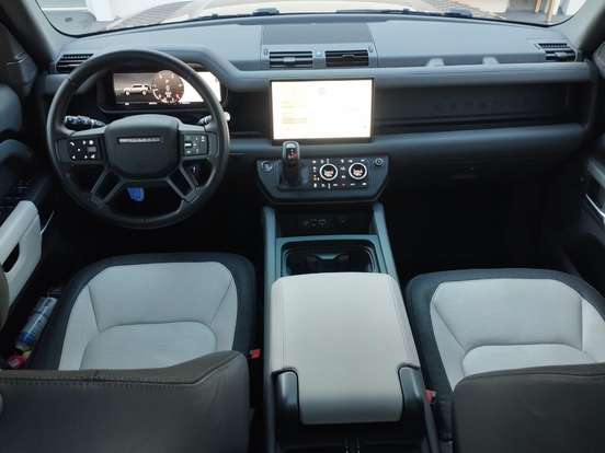 LAND ROVER-DEFENDER-3.0 D300 TURBO DIESEL MHEV 110 X-DYNAMIC HSE AWD AUTOMÁTICO LAND ROVER-DEFENDER-2024