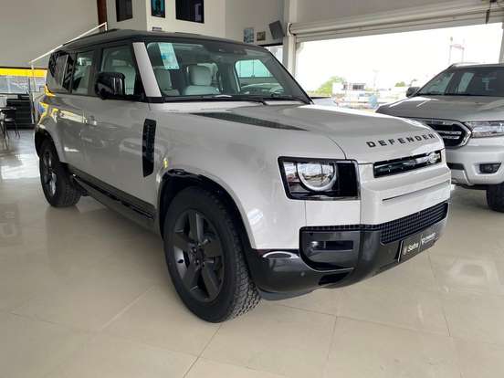 LAND ROVER-DEFENDER-2026