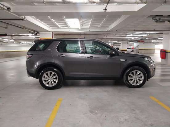 LAND ROVER-DISCOVERY SPORT-2.0 16V SI4 TURBO GASOLINA SE 4P AUTOMÁTICO LAND ROVER-DISCOVERY SPORT-2015