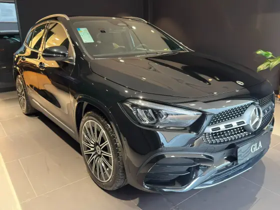 MERCEDES-BENZ GLA 200 1.3 MHEV AMG LINE 7G-DCT MERCEDES-BENZ GLA 200 1.3 MHEV AMG LINE 7G-DCT