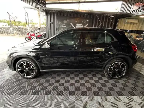 MERCEDES-BENZ-GLA 200-1.6 CGI FLEX NIGHT 7G-DCT MERCEDES-BENZ-GLA 200-2019