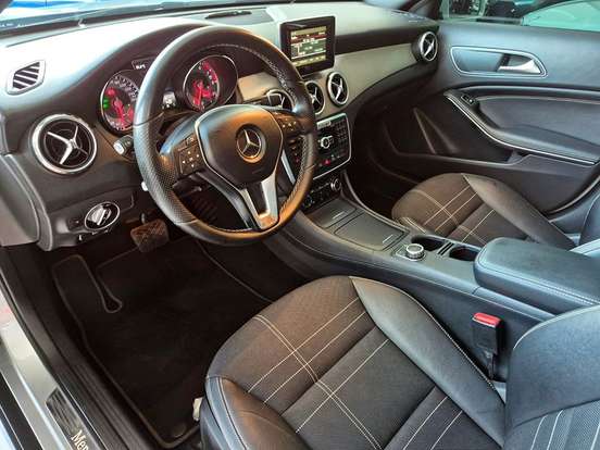 MERCEDES-BENZ-GLA 200-1.6 CGI ADVANCE 16V TURBO FLEX 4P AUTOMÁTICO MERCEDES-BENZ-GLA 200-2015