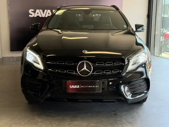 MERCEDES-BENZ-GLA 250-2020