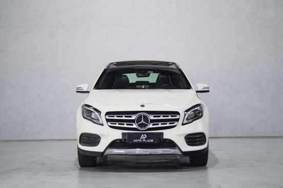 MERCEDES-BENZ-GLA 250-2018