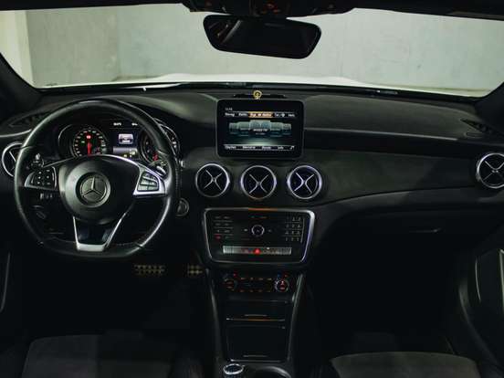 MERCEDES-BENZ-GLA 250-2.0 CGI GASOLINA SPORT 7G-DCT MERCEDES-BENZ-GLA 250-2018