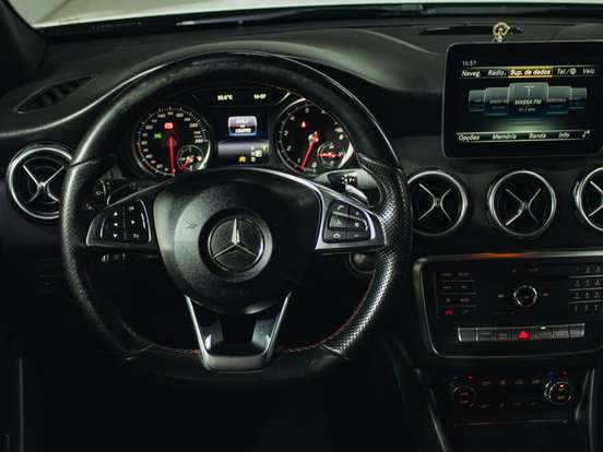 MERCEDES-BENZ-GLA 250-2.0 CGI GASOLINA SPORT 7G-DCT MERCEDES-BENZ-GLA 250-2018