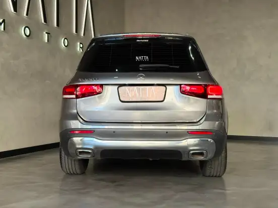 MERCEDES-BENZ-GLB 200-2021