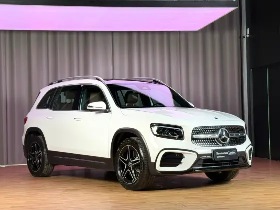 MERCEDES-BENZ GLB 220 2.0 MHEV AMG LINE 4MATIC 8G-DCT MERCEDES-BENZ GLB 220 2.0 MHEV AMG LINE 4MATIC 8G-DCT