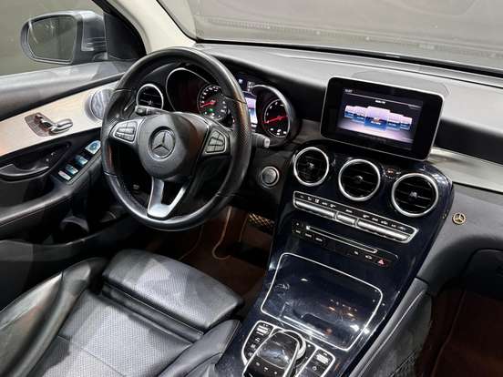 MERCEDES-BENZ-GLC 250-2019