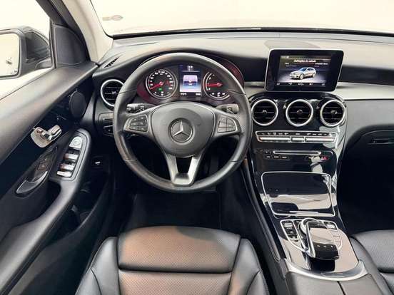 MERCEDES-BENZ-GLC 250-2019