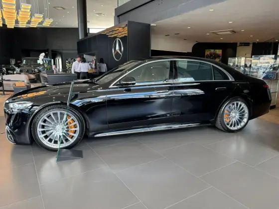 MERCEDES-BENZ S 63 AMG 4.0 V8 TURBO PHEV E PERFORMANCE 4MATIC+ SPEEDSHIFT MERCEDES-BENZ S 63 AMG 4.0 V8 TURBO PHEV E PERFORMANCE 4MATIC+ SPEEDSHIFT