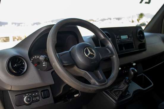 MERCEDES-BENZ-SPRINTER-2020
