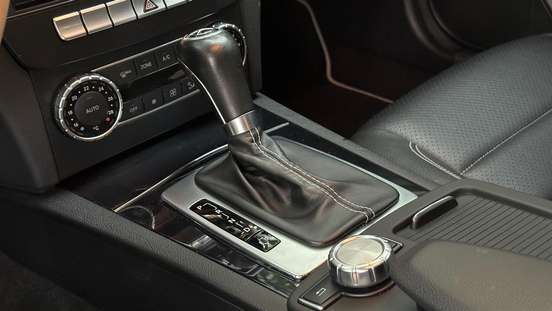 MERCEDES-BENZ-C 180-2015