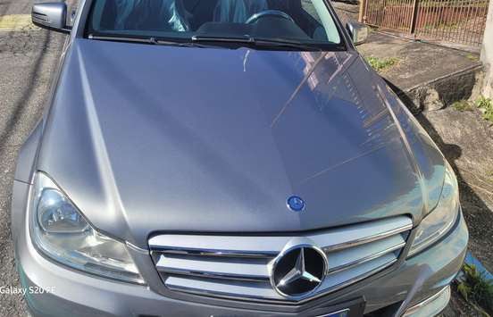 MERCEDES-BENZ-C 180-2011