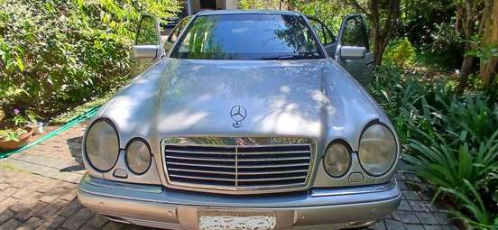 MERCEDES-BENZ-E 320-1997