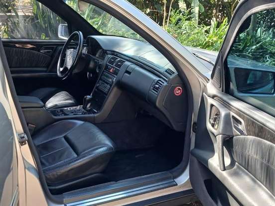 MERCEDES-BENZ-E 320-3.2 AVANTGARDE V6 GASOLINA 4P AUTOMÁTICO MERCEDES-BENZ-E 320-1997