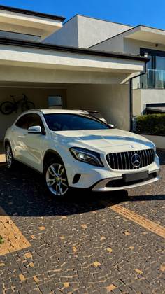 MERCEDES-BENZ GLA 200 1.6 CGI ADVANCE 16V TURBO FLEX 4P AUTOMÁTICO