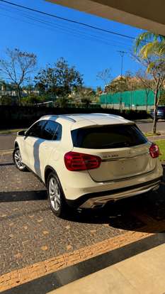 MERCEDES-BENZ-GLA 200-2015