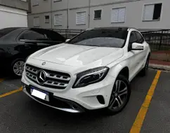 MERCEDES-BENZ GLA 200 1.6 CGI FLEX ENDURO 7G-DCT MERCEDES-BENZ GLA 200 1.6 CGI FLEX ENDURO 7G-DCT