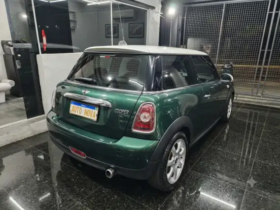 MINI-COOPER-2010