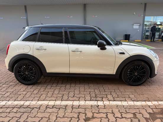 MINI-COOPER-2019