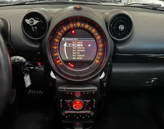 MINI-COUNTRYMAN-2015
