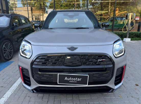MINI-COUNTRYMAN-2025