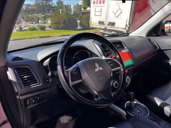 MITSUBISHI-ASX-2013