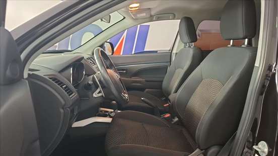 MITSUBISHI-ASX-2019