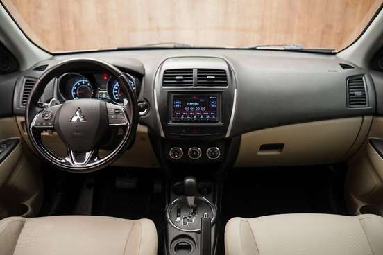 MITSUBISHI-ASX-2019