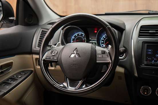 MITSUBISHI-ASX-2019