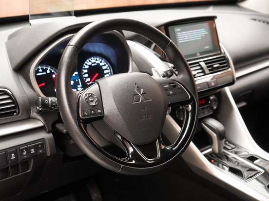 MITSUBISHI-ECLIPSE CROSS-1.5 MIVEC TURBO GASOLINA HPE CVT MITSUBISHI-ECLIPSE CROSS-2023