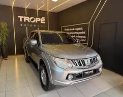 MITSUBISHI L200 TRITON 2.4 16V TURBO DIESEL SPORT HPE TOP CD 4P 4X4 AUTOMÁTICO MITSUBISHI L200 TRITON 2.4 16V TURBO DIESEL SPORT HPE TOP CD 4P 4X4 AUTOMÁTICO