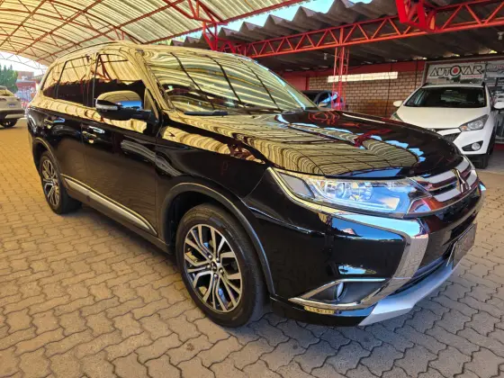 MITSUBISHI OUTLANDER 2.0 16V GASOLINA 4P AUTOMÁTICO MITSUBISHI OUTLANDER 2.0 16V GASOLINA 4P AUTOMÁTICO